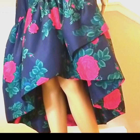 80's MORTON MYLES Red a Roses Ruffles Green BG Holiday Party Festive Midi Dress - Picture 10 of 16